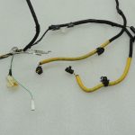 Toyota Avensis T27 interjera apakšējās virsbūves elektroinstalācijas siksna pa labi 8216205L40