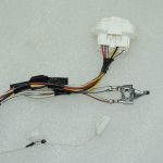 Toyota Avensis T27 interjera apakšējās virsbūves elektroinstalācijas siksna kreisā 8216105P90