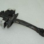 Opel Insignia A durvju bremzes priekšējais 13229021