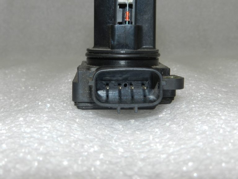 OEM Mitsubishi Outlander I Grandis Lancer 2.4i masas gaisa plūsmas sensors LMM MAF MR985187