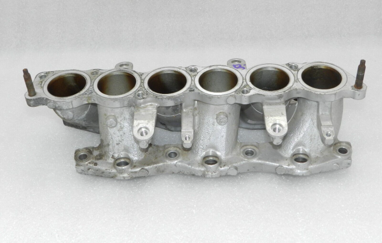 OEM Mitsubishi Outlander II 3.0 V6 ieplūdes kolektors 1540A191