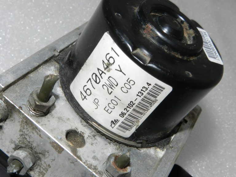 Mitsubishi Lancer VIII GS2 ABS sūknis 4670A461, 4670A464, 06.2109-5521.3