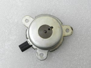 OE Ford Focus III 1.0 EcoBoost solenoid valve camshaft phasing CM5G6M280FC