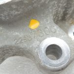 Opel Insignia B M32 manuālās pārnesumkārbas kronšteina atbalsts pa kreisi 22937306