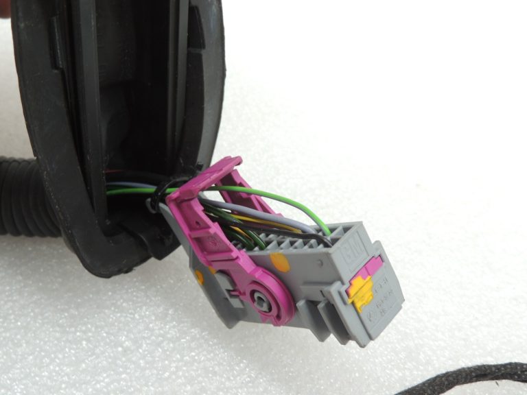 Opel Insignia B Aizmugurējo kreiso durvju elektroinstalācijas instalācija 39153158 Aizmugurējo kreiso durvju elektroinstalācija