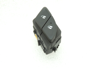 Opel Insignia B Priekšējais kreisais centrālā bloķētāja slēdzis ZV 26200592