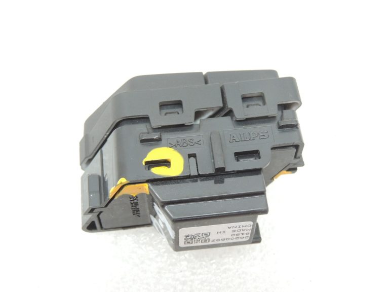 Opel Insignia B Priekšējais kreisais centrālā bloķētāja slēdzis ZV 26200592