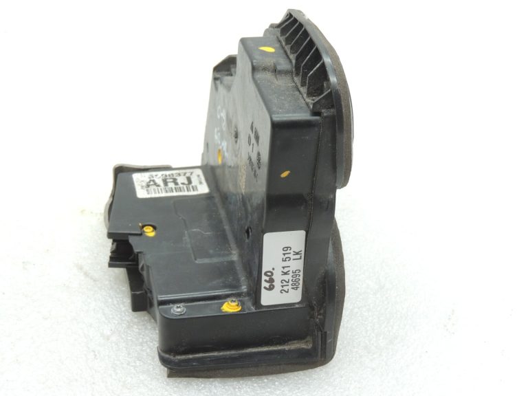 Opel Insignia B Aizmugures kreiso durvju slēdzene 13598377 13533625