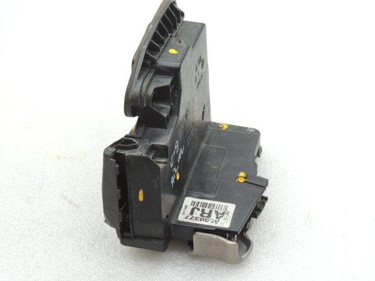 Opel Insignia B Aizmugures kreiso durvju slēdzene 13598377 13533625