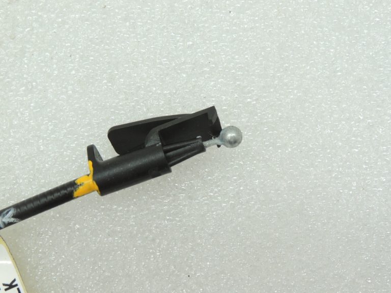 Opel Insignia B Aizmugurējo durvju atvēršanas trose Bowdena trose 39136585 Aizmugurējā Bowdena trose