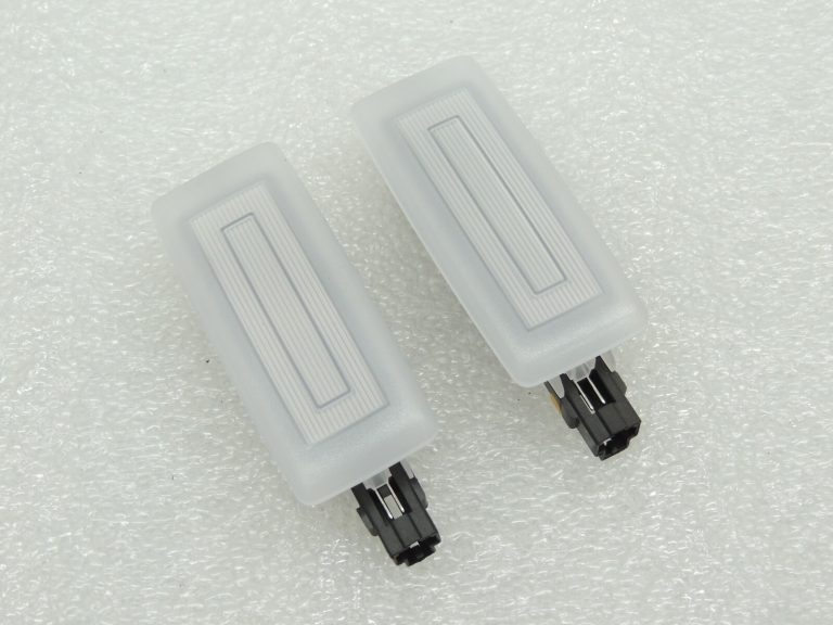 Seat Cupra Leon KL8 LED interjera apgaismojuma pāris 10A947109A