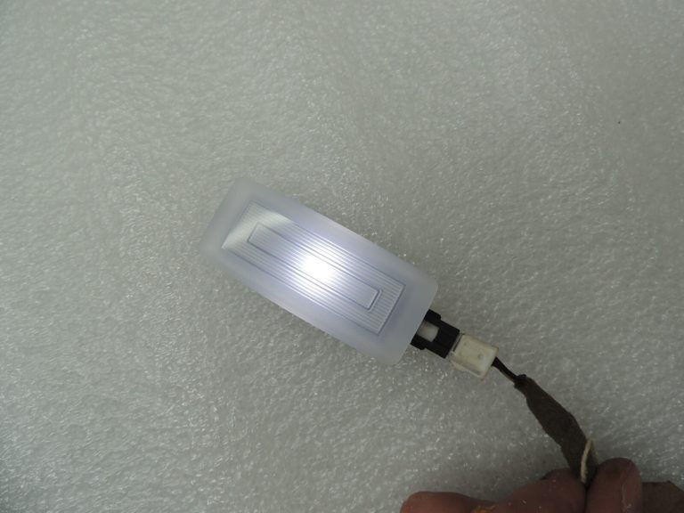 Seat Cupra Leon KL8 LED interjera apgaismojuma pāris 10A947109A