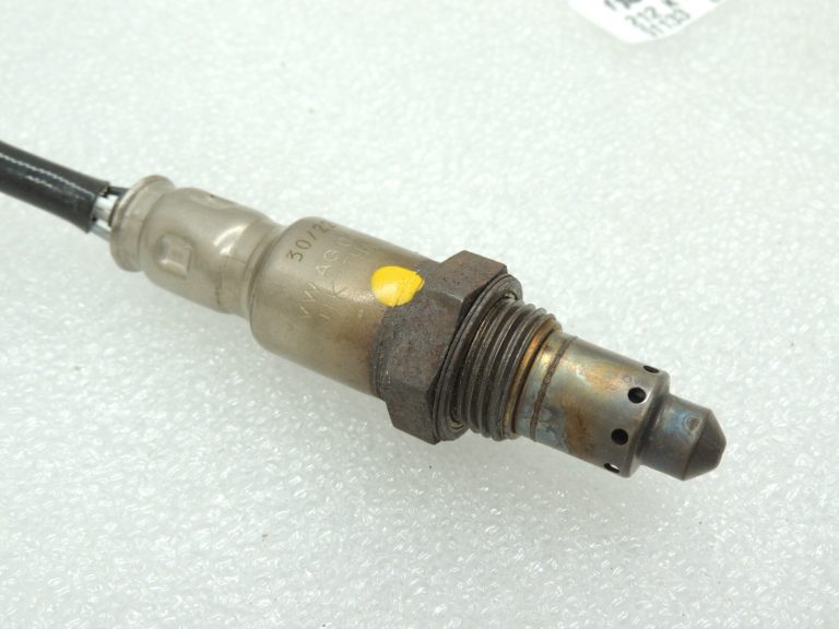 Oriģināls Seat Cupra Leon 1.5TSI DFYA Lambda sensors pēc katalītiskā neitralizatora 04E906262CS
