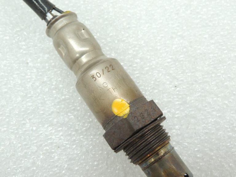 Oriģināls Seat Cupra Leon 1.5TSI DFYA Lambda sensors pēc katalītiskā neitralizatora 04E906262CS
