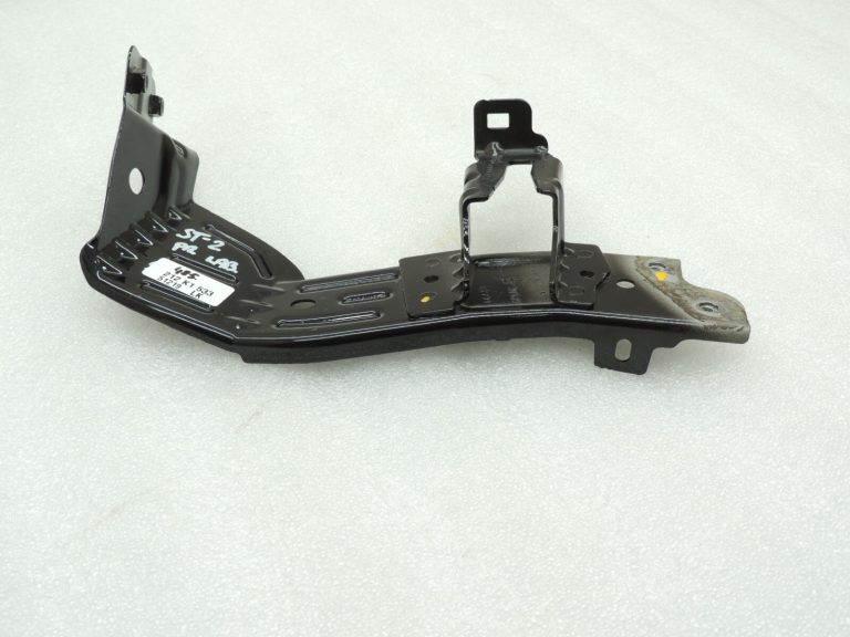 Oriģināls Seat Cupra Leon KL8 Priekšējā labā luktura kronšteins Apakša 5FA821168