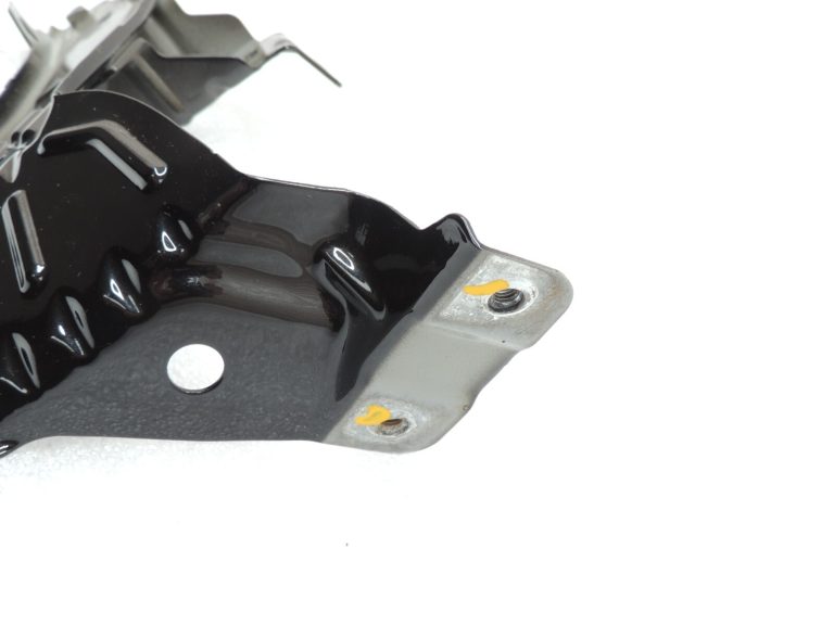 Oriģināls Seat Cupra Leon KL8 Priekšējā labā luktura kronšteins Apakša 5FA821168