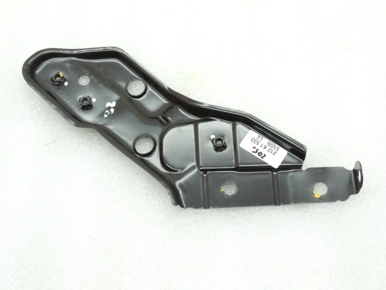 Oriģināls Seat Cupra Leon KL8 Priekšējā labā luktura kronšteins augšējais 5FA806930
