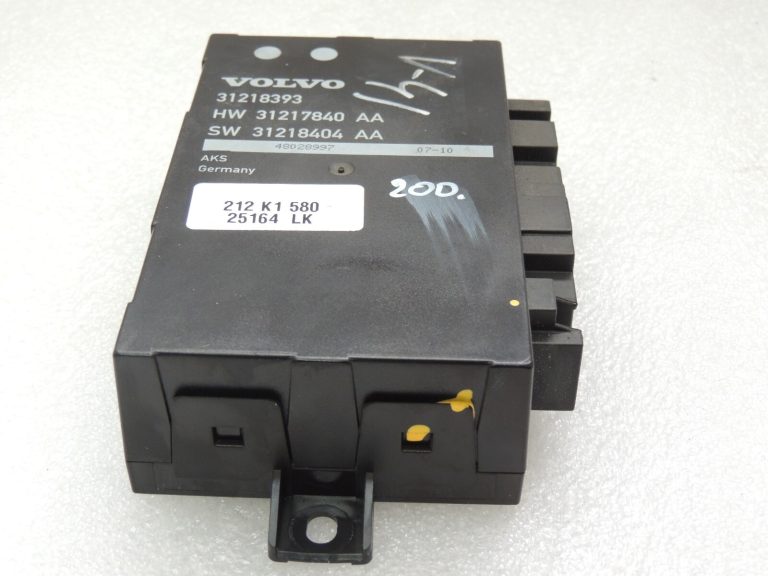 Volvo V70 III aizmugurējo durvju hidrauliskā sūkņa vadības bloks 31218393 31217840 32128404