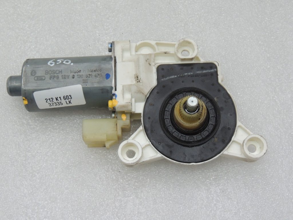 Chrysler Grand Voyager V Logu regulatora motora priekšējais labais 68030656AA