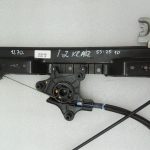 Oriģinālais Chrysler Grand Voyager V aizmugurējā kreisā loga regulatora rāmis 68030719AA