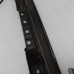 Oriģinālais Chrysler Grand Voyager V aizmugurējā kreisā loga regulatora rāmis 68030719AA