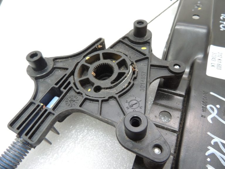 Oriģinālais Chrysler Grand Voyager V aizmugurējā kreisā loga regulatora rāmis 68030719AA