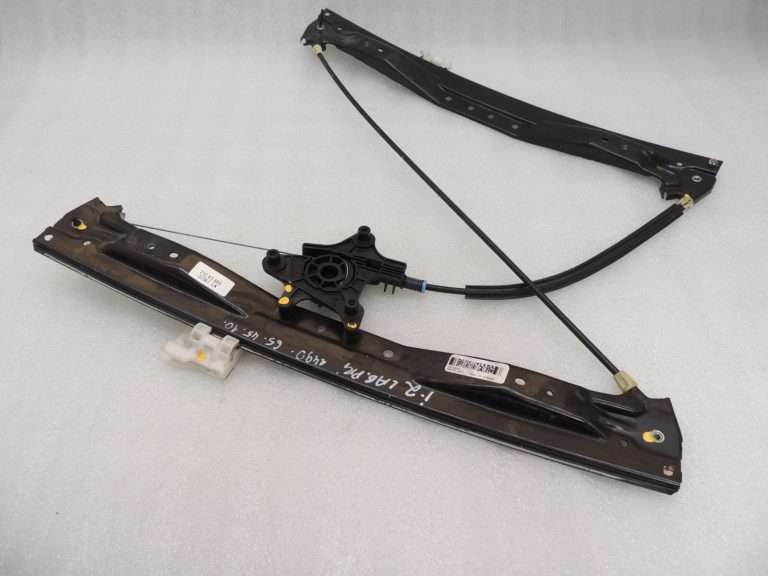 Oriģinālais Chrysler Grand Voyager V Logu regulatora rāmis priekšējais labais 68030654AA