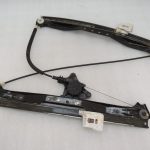 Oriģinālais Chrysler Grand Voyager V Logu regulatora rāmis priekšējais labais 68030654AA