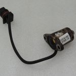 Oriģināls Denso Opel Frontera B 3.2i V6 6VD1 motora eļļas līmeņa sensors 90464774