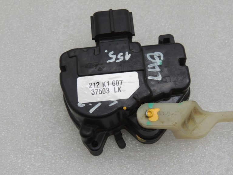 Chrysler Grand Voyager V Bīdāmo durvju piedziņa pa labi 5109584AA