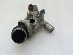 Chrysler Grand Voyager V 2.8CRDi Termostata korpuss Termostats 68031574AA