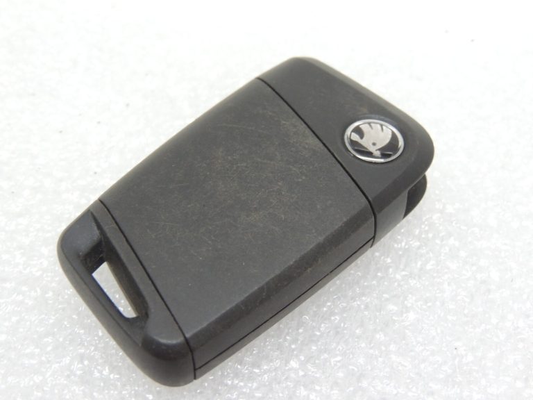 Skoda bezatslēgas atslēga melnā tālvadības pults 3V0959752G
