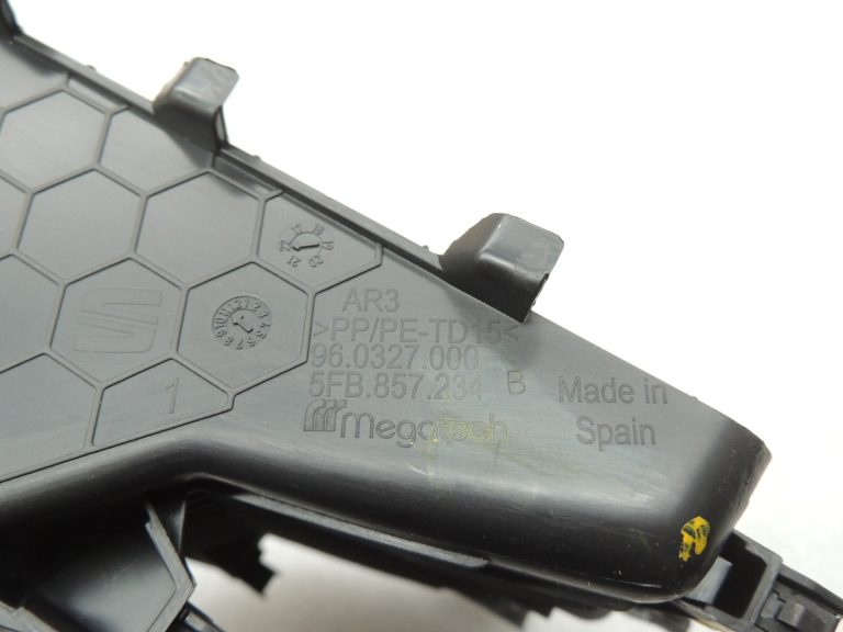 Seat Cupra Leon KL8 centrālās konsoles apdares vāciņš 5FB857234C4PK
