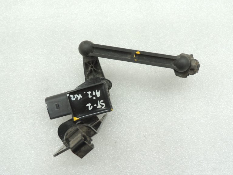 Seat Cupra Leon KL8 Aizmugures kreisās aizmugurējās ass izlīdzināšanas sensors 5WA512521D