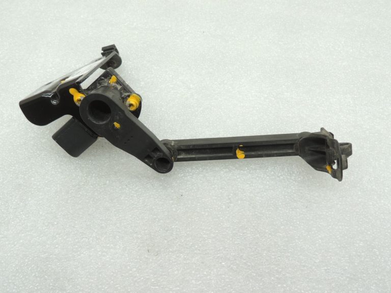 Seat Cupra Leon KL8 Aizmugures kreisās aizmugurējās ass izlīdzināšanas sensors 5WA512521D