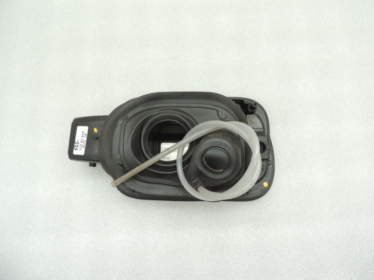 Seat Cupra Leon KL8 degvielas uzpildes pārsega eņģes Mythos Black Met Y9T 5FE809905GY9T 5FE809905GY9T