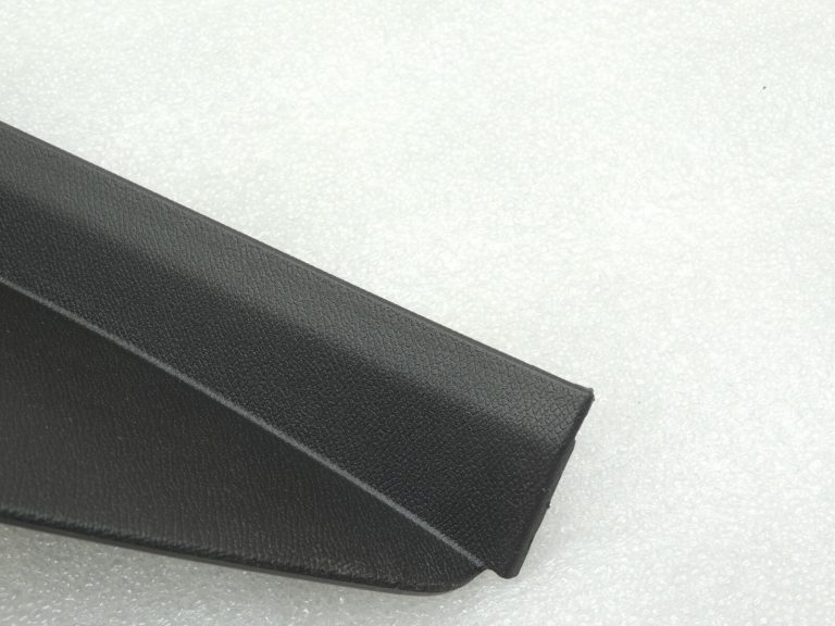 Seat Cupra Leon KL8 Priekšējais labās puses instrumentu paneļa sānu vāks 5FB857036B4PK