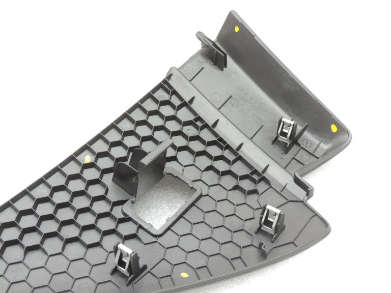 Seat Cupra Leon KL8 Priekšējais labās puses instrumentu paneļa sānu vāks 5FB857036B4PK