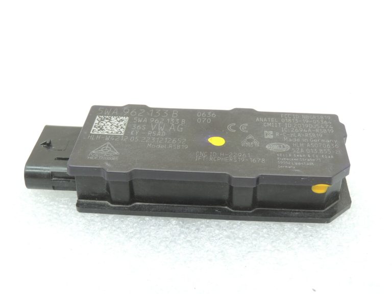 Seat Cupra Leon KL8 Aizmugurējā antenas piekļuves atļauja Kessy 5WA962133B