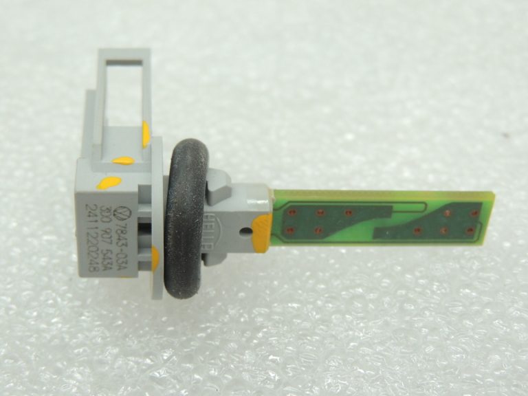 Seat Cupra Leon KL8 Formentor Aizmugures temperatūras sensors 3D0907543A
