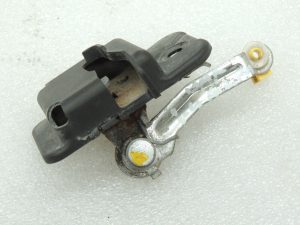 Оригинальный фиксатор сдвижной двери Chrysler Grand Voyager V 05109451AC