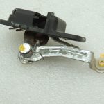 Oriģinālais Chrysler Grand Voyager V bīdāmo durvju fiksators 05109451AC