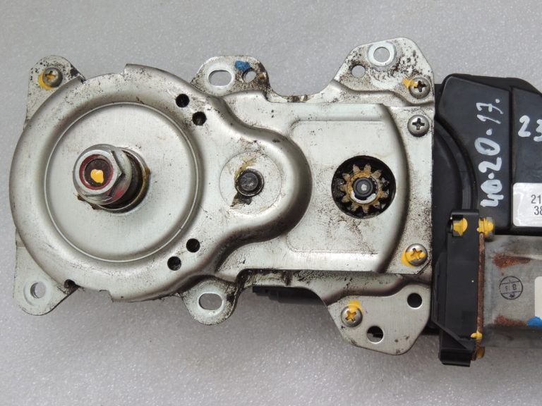 Mitsubishi Outlander III Elektriskais aizmugurējo durvju piedziņas bloks 5813A119