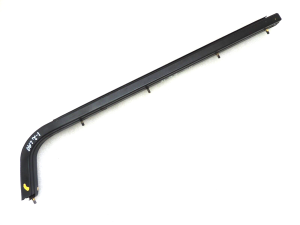 Oriģinālā Chrysler Grand Voyager V bīdāmo durvju centrālā sliede pa labi 4894902AB