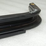 Oriģinālā Chrysler Grand Voyager V bīdāmo durvju centrālā sliede pa labi 4894902AB