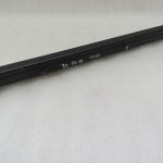 Oriģinālā Chrysler Grand Voyager V bīdāmo durvju centrālā sliede pa labi 4894902AB