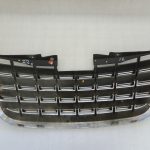 Oriģinālais Chrysler Grand Voyager V radiatora režģis 5113228AA DEFECTIVE