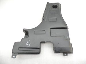 Jeep Renegade BU Aizsardzība virsbūves aizmugurējā kreisā daļa 51953594 Aizsegs zem virsbūves