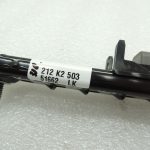 Oriģinālais GM Opel 13577246 Priekšējo drošības jostu augstuma regulētājs