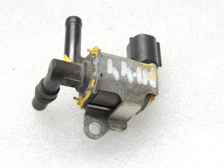 Oriģinālais Mitsubishi Outlander III 2.0PHEV EGR solenoīda vārsts 8657A049